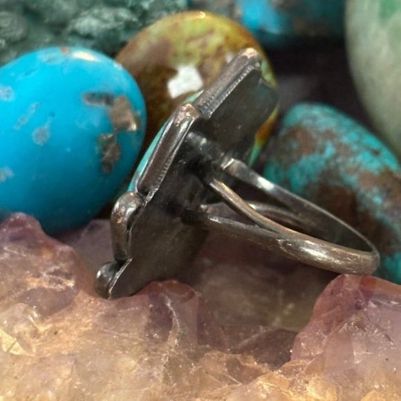 Turquoise vintage Navajo sterling silver ring - Picture 5 of 6